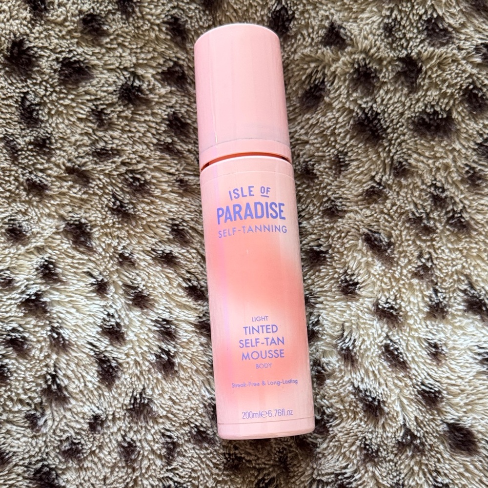 Isle of Paradise Light Tinted Self-Tan Mousse - Soft Pink